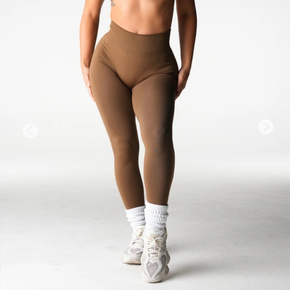 NWOT NVGTN Edge Seamless Leggings Dune/Brown - Picture 2 of 3